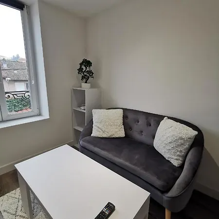 Le Cozy - Hyper Centre - Calme - Moyenne Duree Apartment Epinal Exterior photo